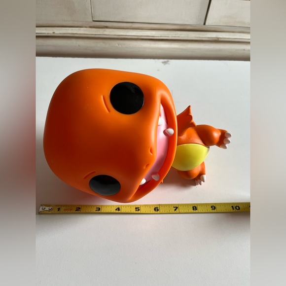 FUNKO POP! GAMES: Pokemon - Charmander 10” Toy Figurine Collectible Cartoon